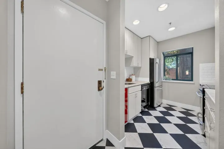 4250 El Camino Real C226, Palo Alto, California 94306