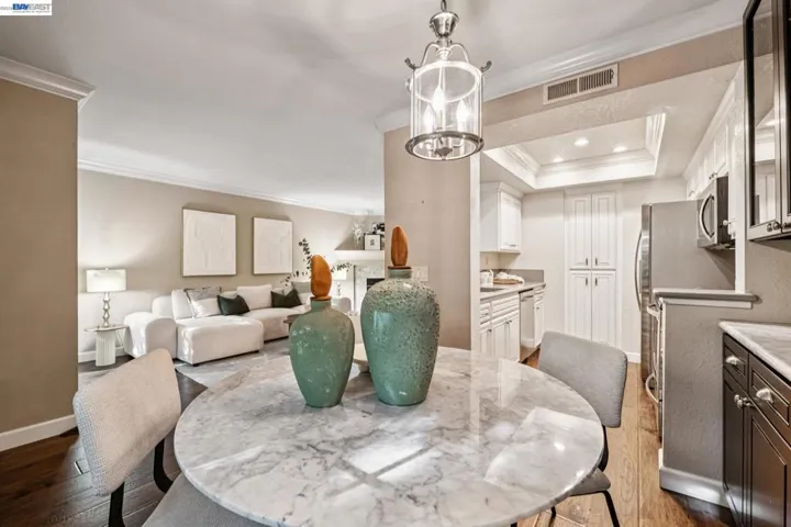7482 Oxford Circle, Dublin, California 94568