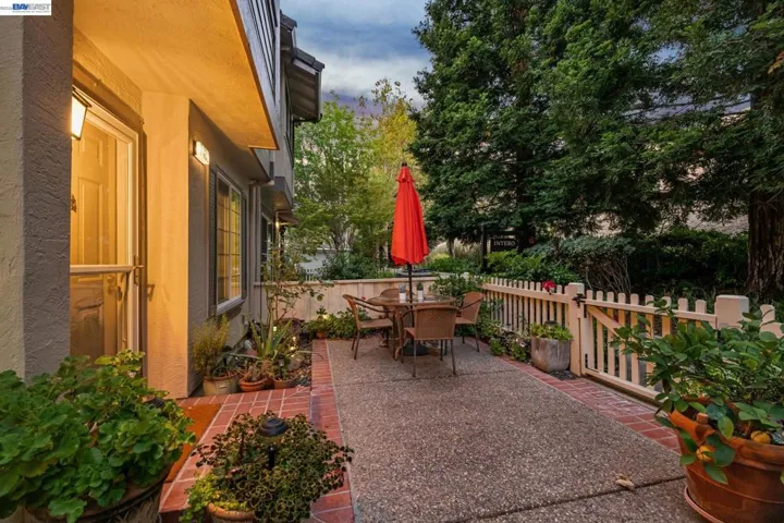 7482 Oxford Circle, Dublin, California 94568