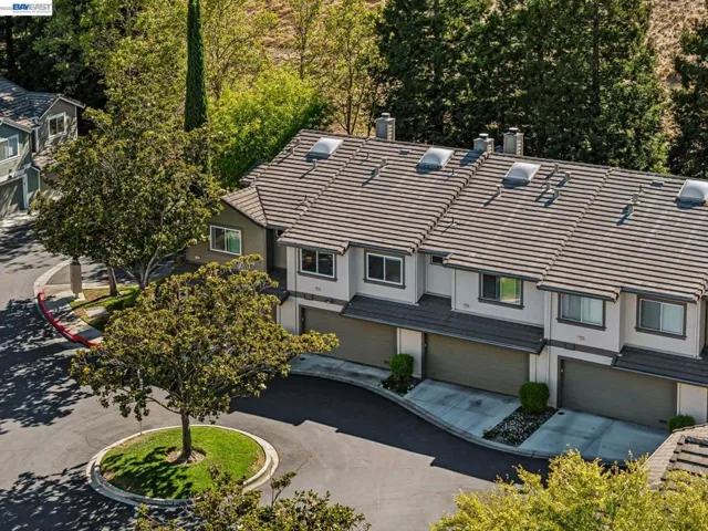 7482 Oxford Circle, Dublin, California 94568