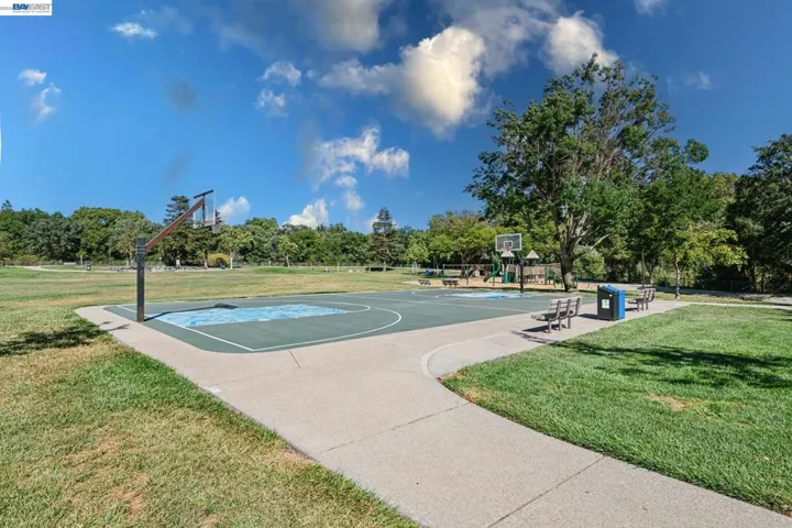 7482 Oxford Circle, Dublin, California 94568