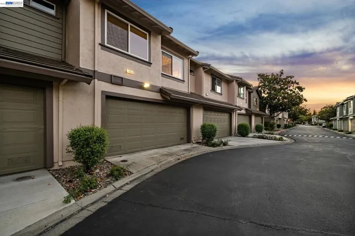 7482 Oxford Circle, Dublin, California 94568