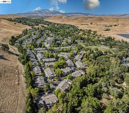 7482 Oxford Circle, Dublin, California 94568