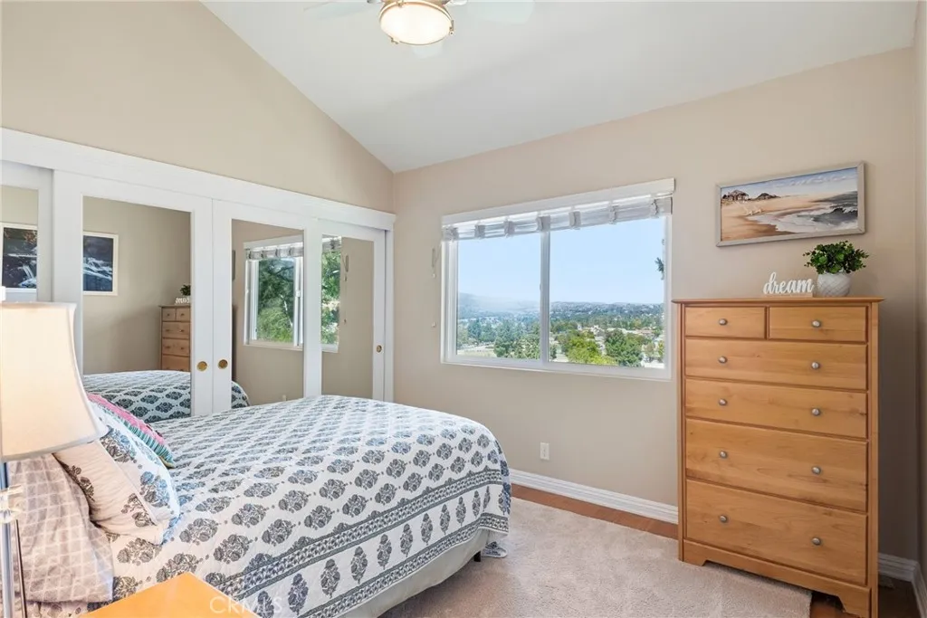 Guest bedroom 2 with view