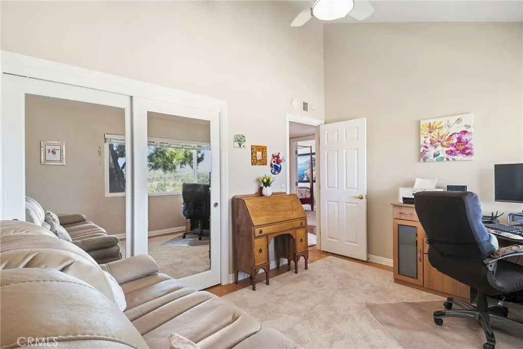 Guest bedroom 1