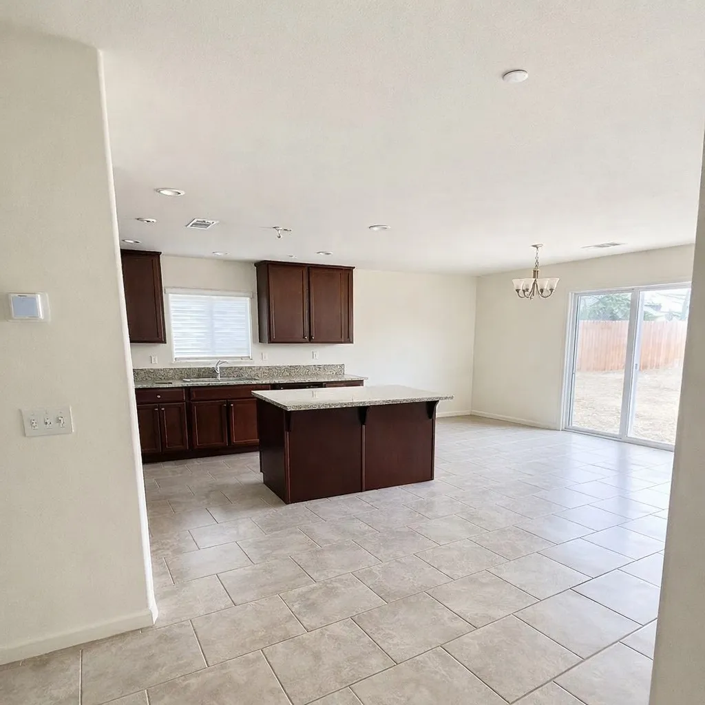 2035 W Chianti Way, Hanford, California 93230 — photo 4