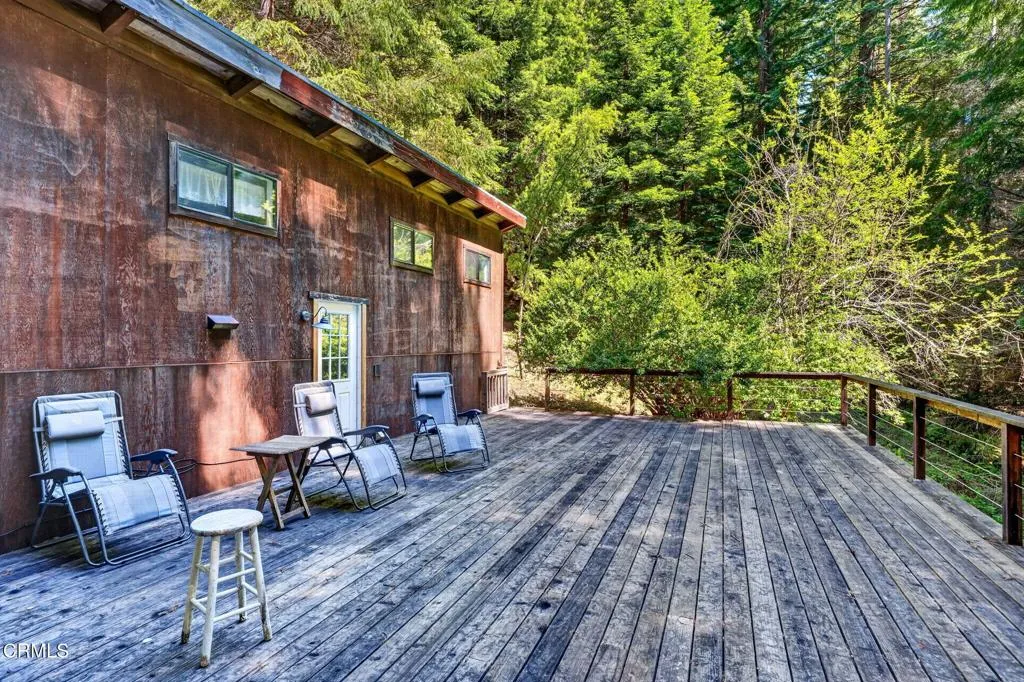 35 cabin deck