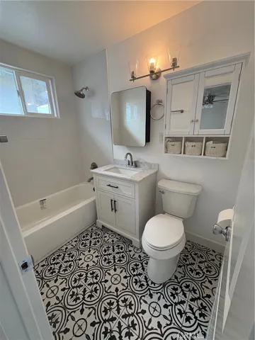 12401 Dorland, Whittier, California 90601