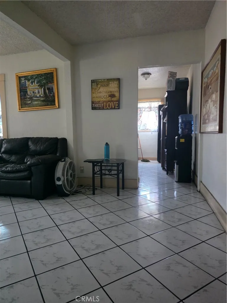 1472 E 23rd, Los Angeles, California 90011 — photo 4