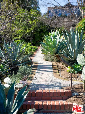 2216 Lemoyne Street 1/2, Los Angeles, California 90026