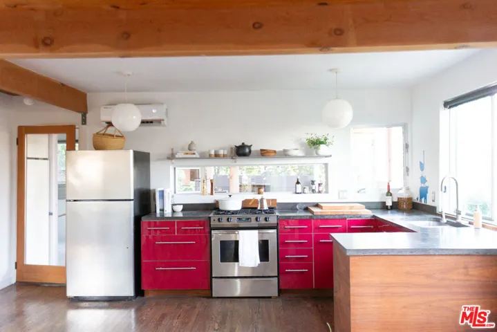 2216 Lemoyne Street 1/2, Los Angeles, California 90026