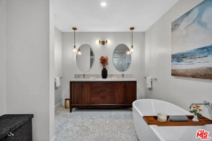 3457 Primera Avenue, Los Angeles, California 90068