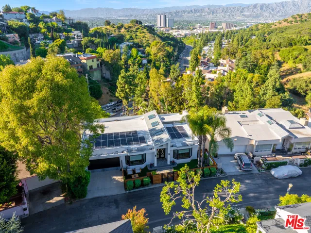 3457 Primera Avenue, Los Angeles, California 90068