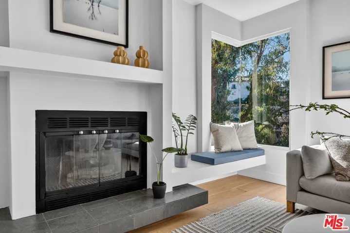 3457 Primera Avenue, Los Angeles, California 90068