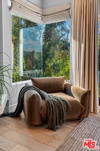 3457 Primera Avenue, Los Angeles, California 90068