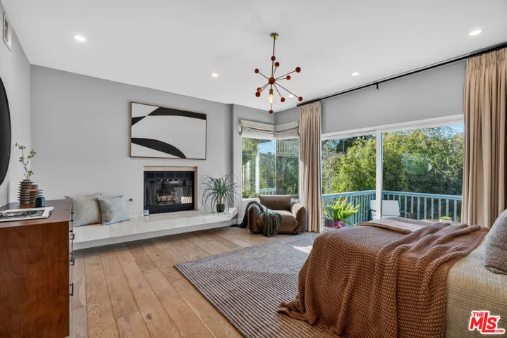 3457 Primera Avenue, Los Angeles, California 90068