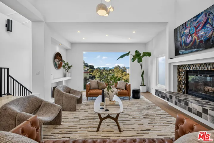 3457 Primera Avenue, Los Angeles, California 90068