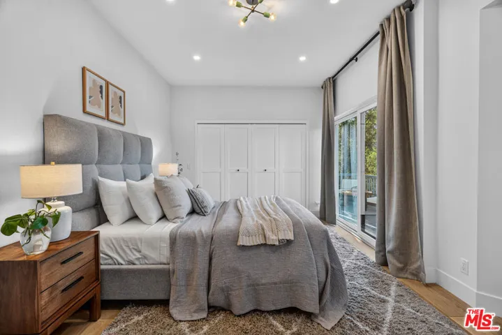 3457 Primera Avenue, Los Angeles, California 90068