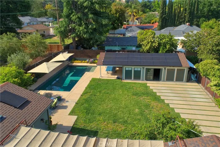 1525 Opechee Way, Glendale, California 91208