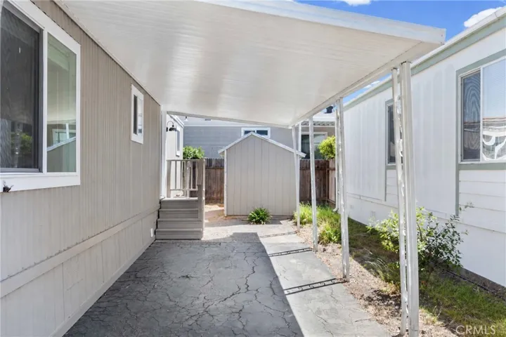 Tandem Carport