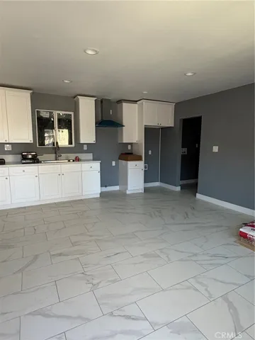 1705 E San Vincente, Compton, California 90221