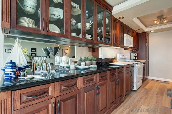 1720 Avenida Del Mundo 1607, Coronado, California 92118
