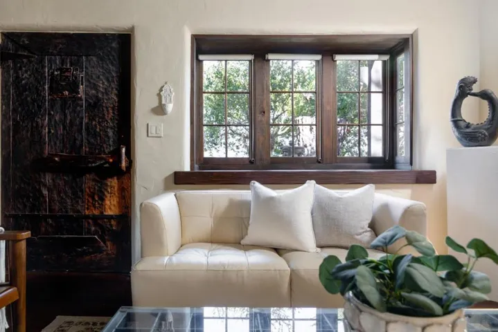 1122 Harrison Street, Monterey, California 93940