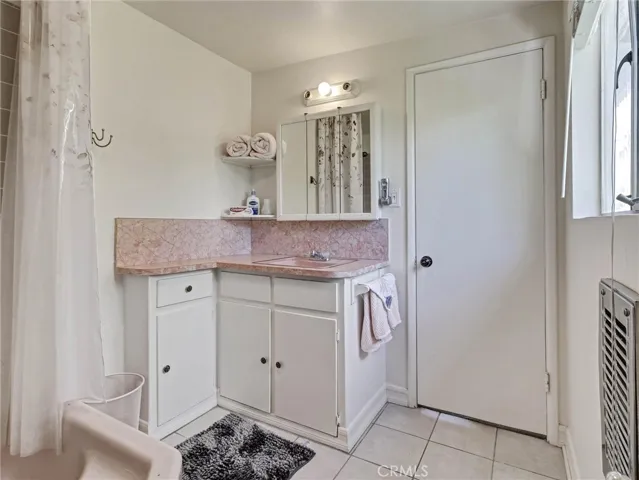 4268 Troost Avenue, Studio City, California 91604