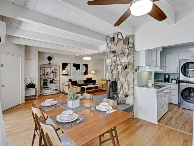 4268 Troost Avenue, Studio City, California 91604