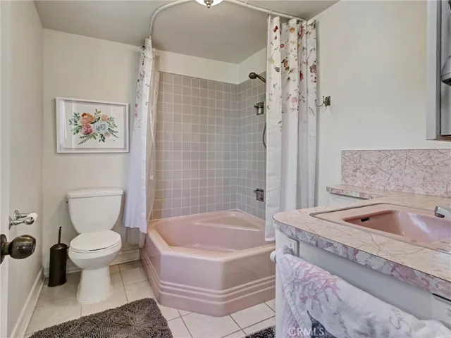 4268 Troost Avenue, Studio City, California 91604