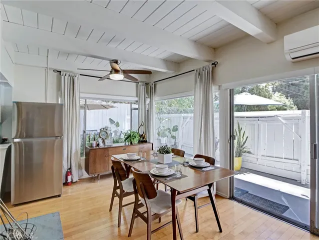 4268 Troost Avenue, Studio City, California 91604