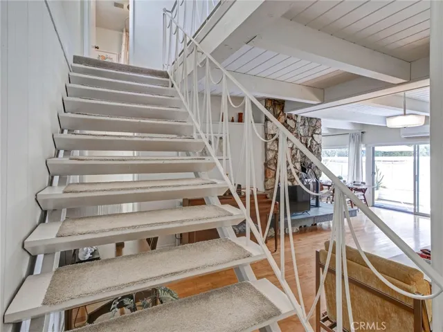 4268 Troost Avenue, Studio City, California 91604