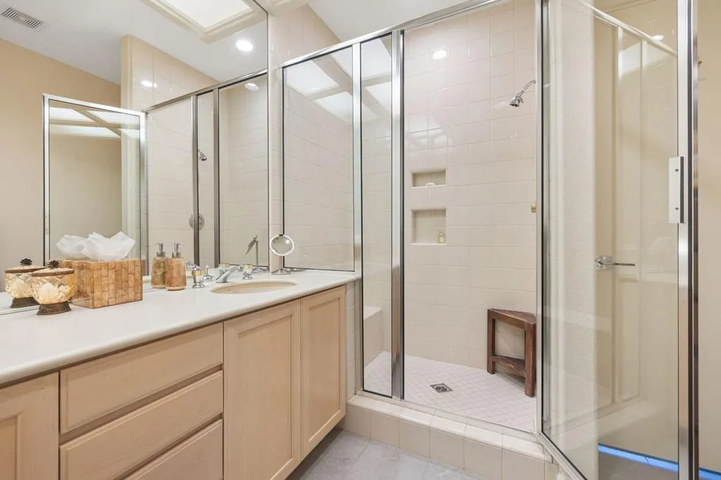 51-web-or-mls-8M4A8161