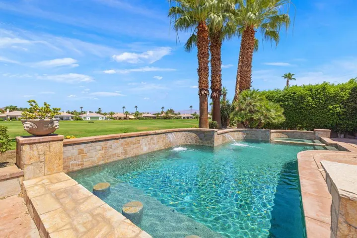 pool swim up bar seating