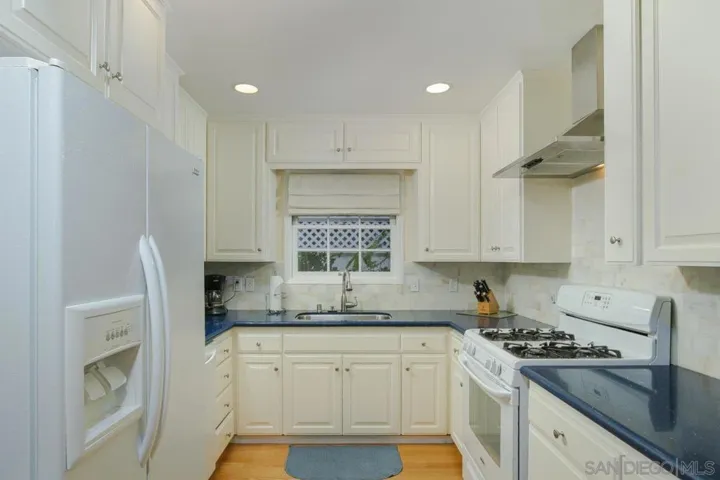 1045 Adella, Coronado, California 92118