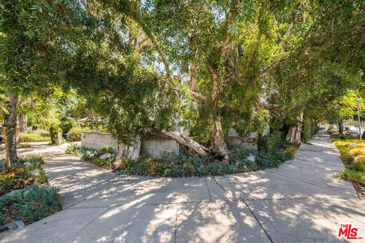 4504 Stern Avenue, Los Angeles, California 91423