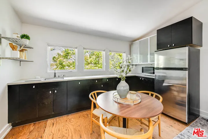 4504 Stern Avenue, Los Angeles, California 91423