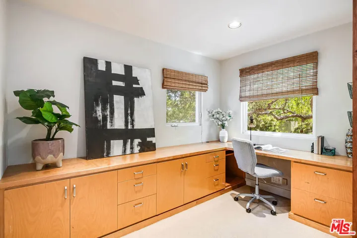 4504 Stern Avenue, Los Angeles, California 91423