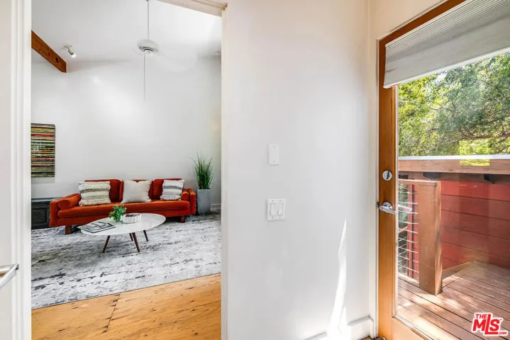 4504 Stern Avenue, Los Angeles, California 91423