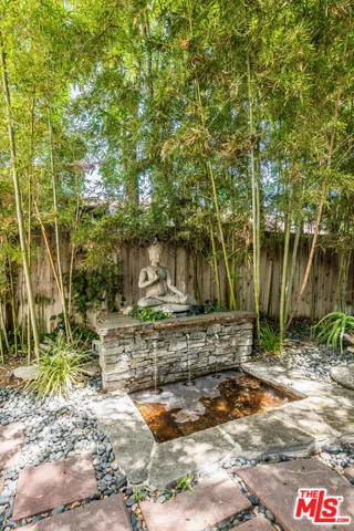 4504 Stern Avenue, Los Angeles, California 91423