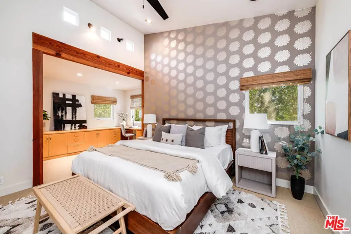 4504 Stern Avenue, Los Angeles, California 91423