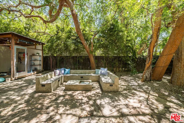 4504 Stern Avenue, Los Angeles, California 91423
