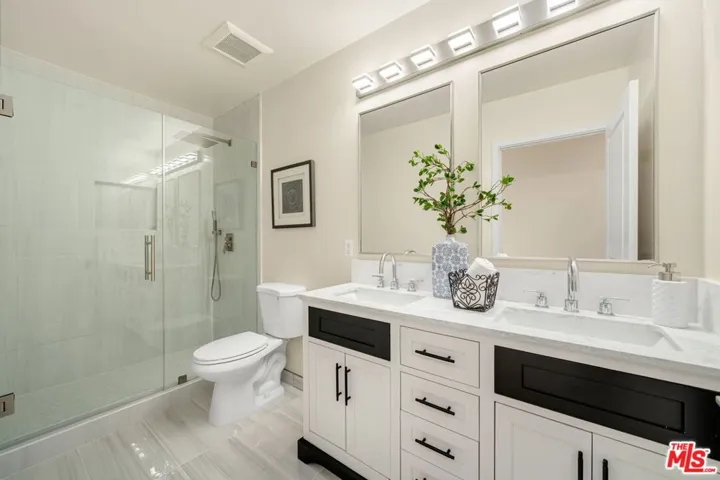 91 W Gainsborough Road, Thousand Oaks, California 91360