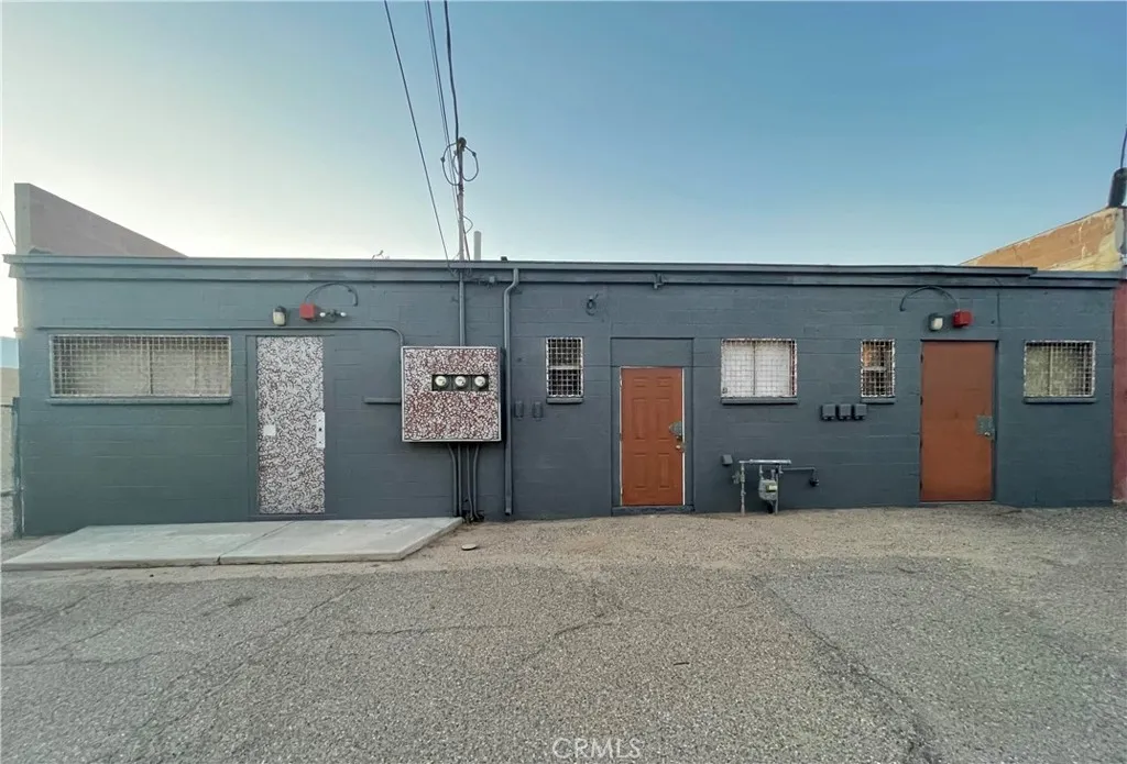 814 E Williams Street, Barstow, California 92311 — photo 4