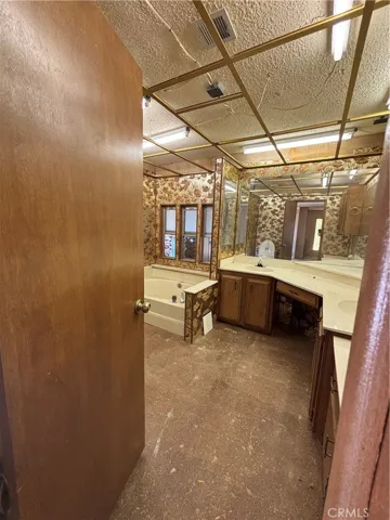 43760 Olive, Hemet, California 92544
