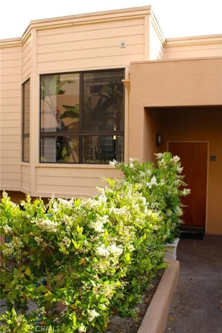 160 The Village #13, Redondo Beach, California 90277