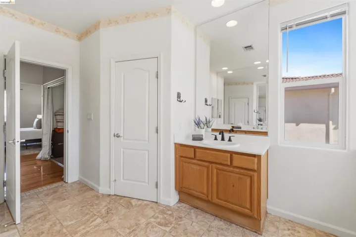 1842 Sanger Peak Way, Antioch, California 94531