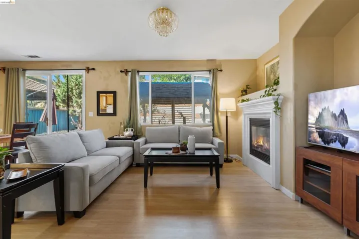 1842 Sanger Peak Way, Antioch, California 94531