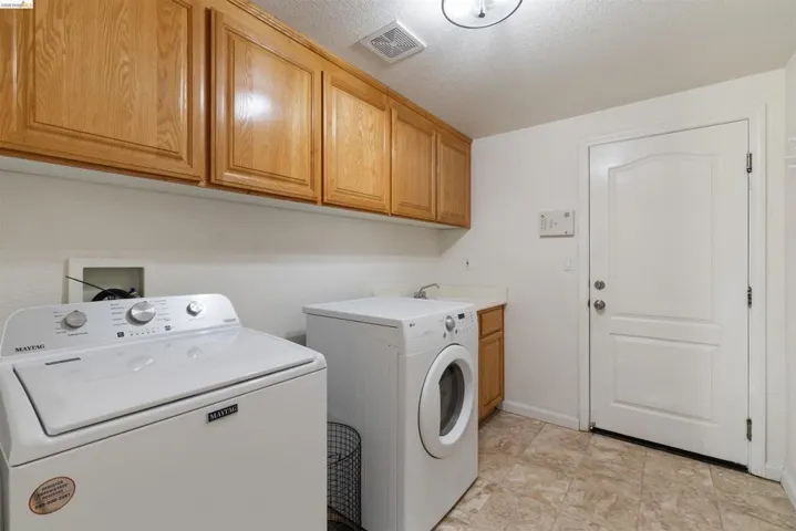 1842 Sanger Peak Way, Antioch, California 94531