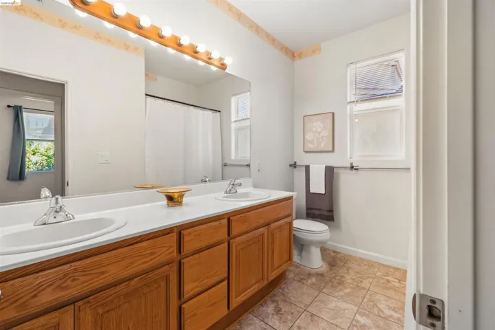 1842 Sanger Peak Way, Antioch, California 94531